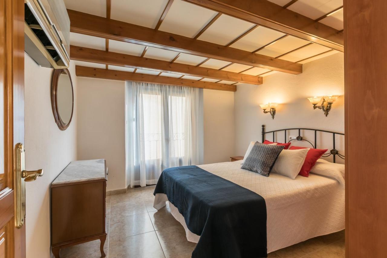 Duplex Jesus Gran Poder 4. Plaza De La Gavidia Sevilla Bagian luar foto